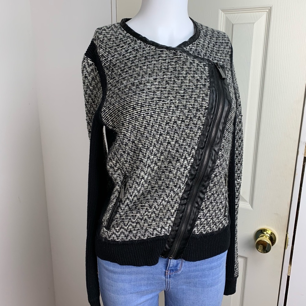 Vince Camuto zip up sweater (S) - Picture 1 of 7